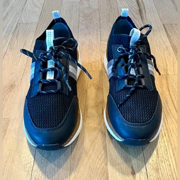 NEW OTBT Speed Sneakers Black Knit Leather Travel Sneakers Platform Lug Sole 7.5 - Picture 5 of 11